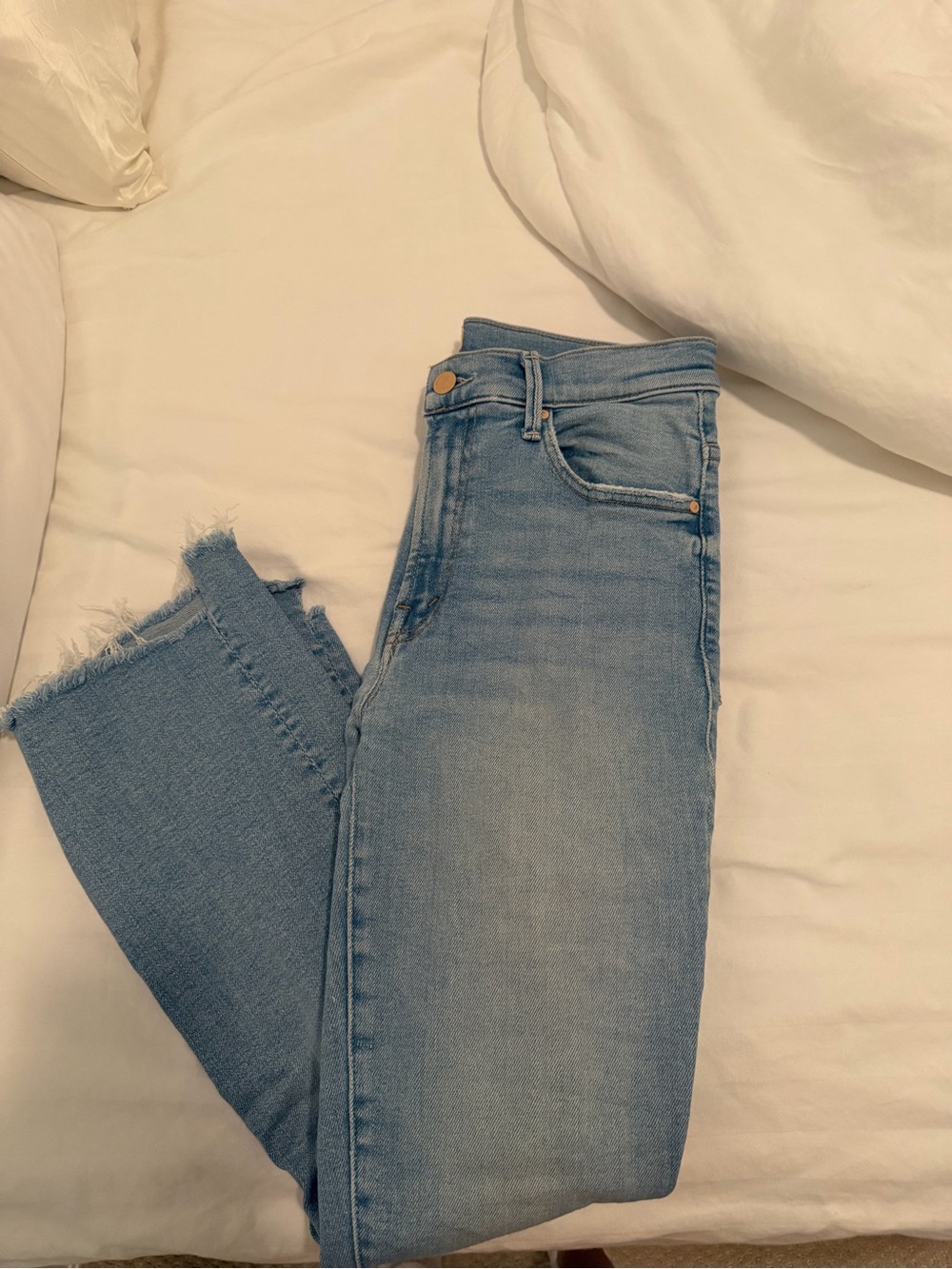 MOTHER Light Blue the insider crop step fray Jeans - Picture 5 of 7